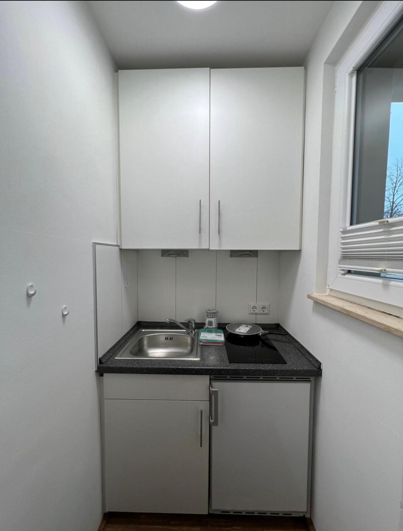 דיסלדורף Medienhafen Apartment Direkt Am Zentrum מראה חיצוני תמונה